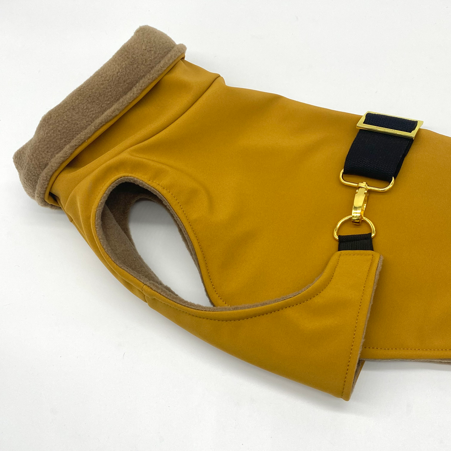 Hundemantel Softshell SENFGELB mit Brustgurt – Ansicht 2