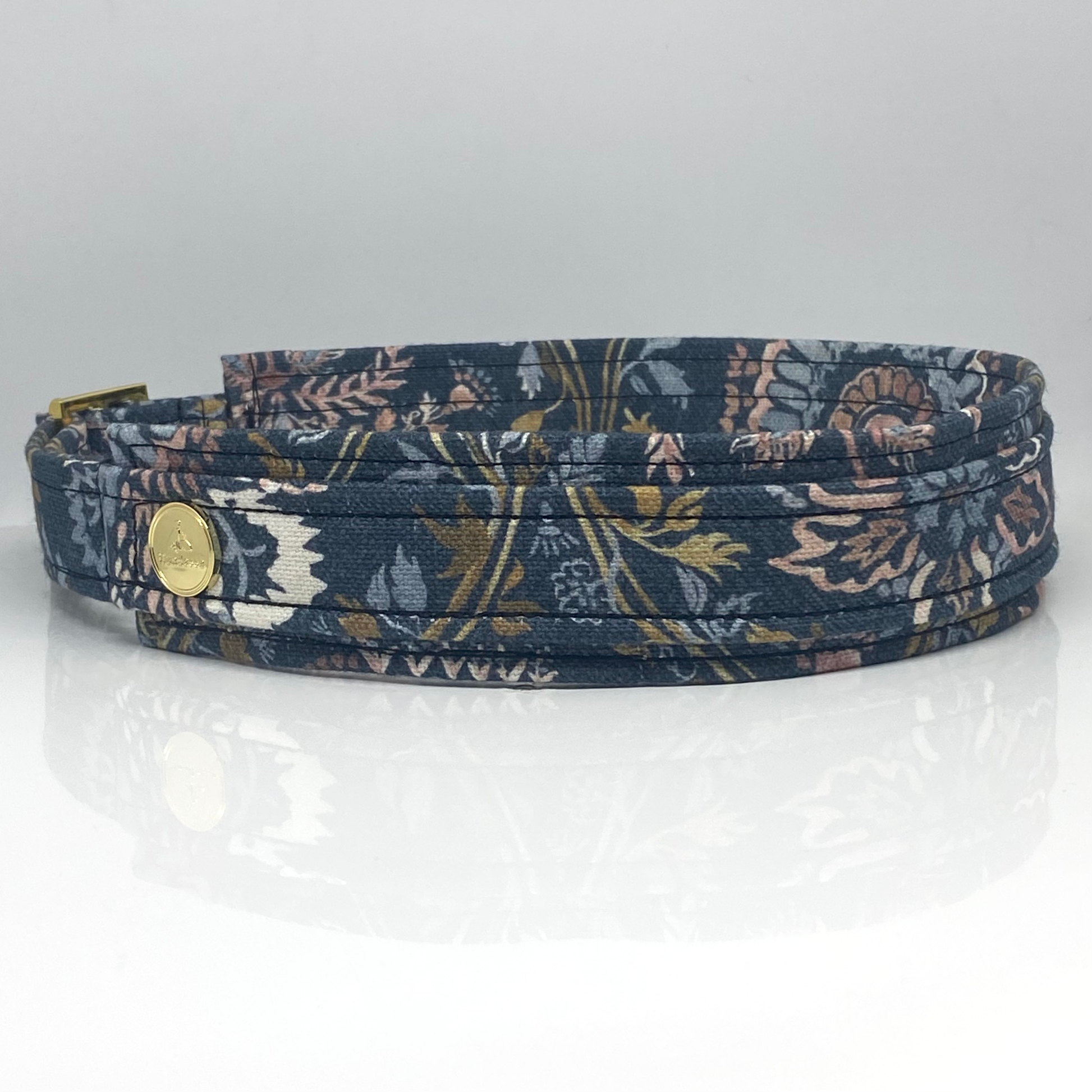 Unterlegtes Halsband BLUMENWIESE BLAU – Ansicht 2