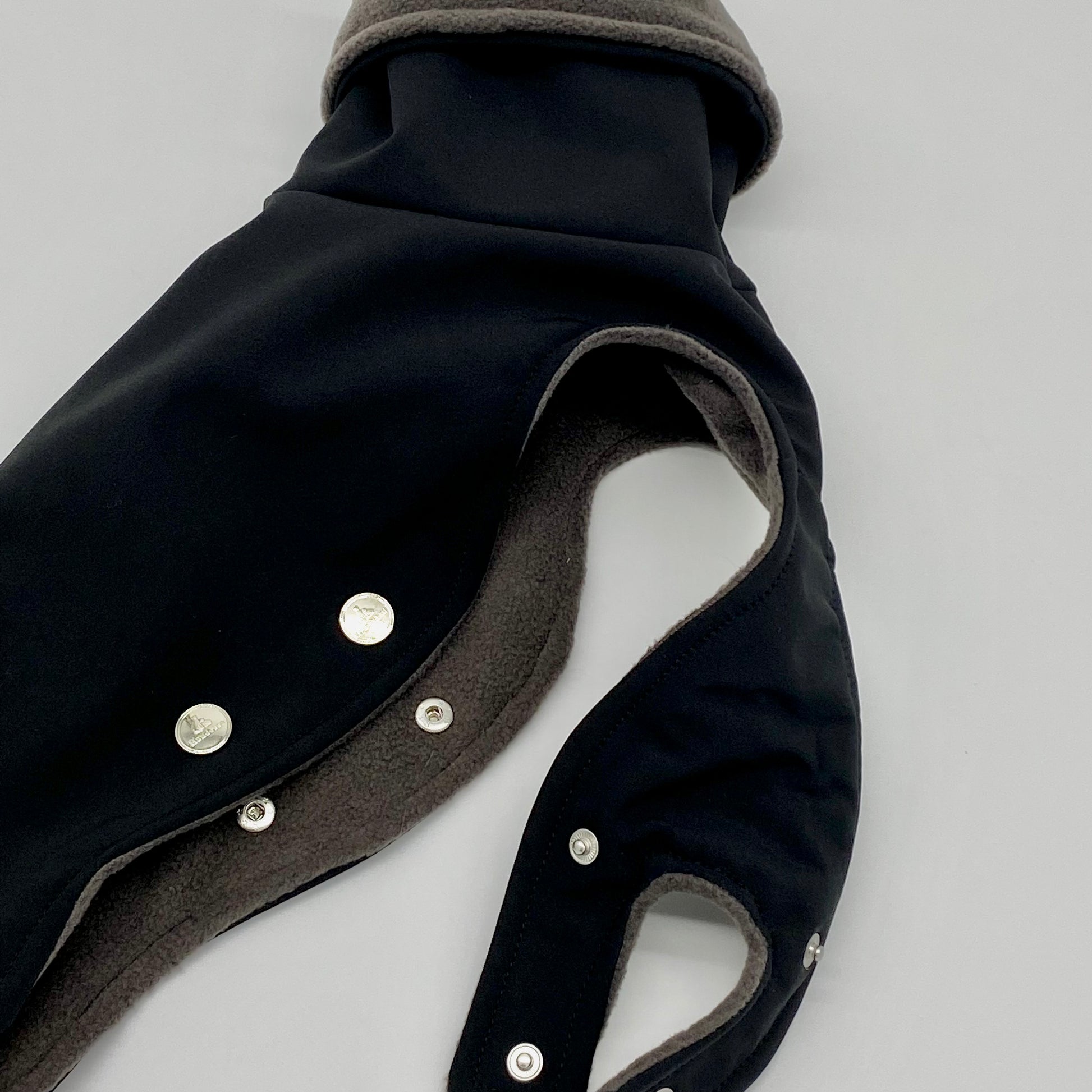 Hundemantel Softshell SCHWARZ – Ansicht 3